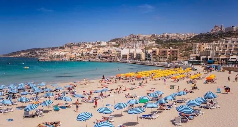 Onde Ficar em Mellieha em Malta: Próximo a Praia